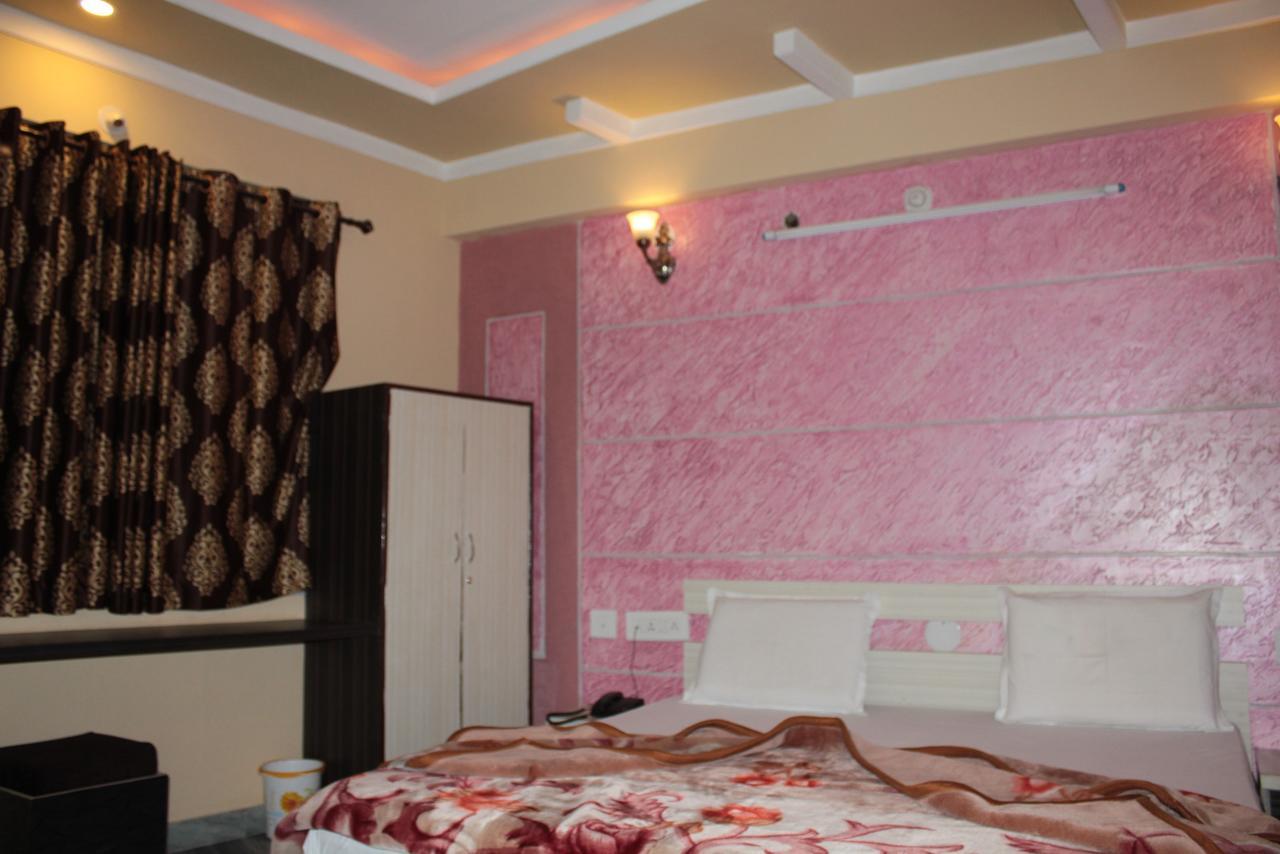 Hotel Kingdom Palace อุเดเปอร์ ห้อง รูปภาพ